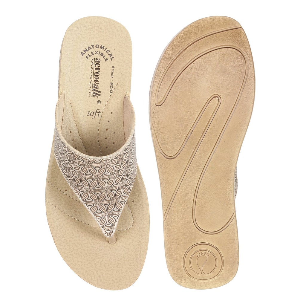 AEROWALK Low Heel Flat Sandal for Ladies - Colour Black and Brown PU Sole -  Stylish Ladies Slippers -