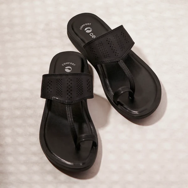 aeroblu Ethnic Wear Toe Ring Flat Slippers for Women | 061R