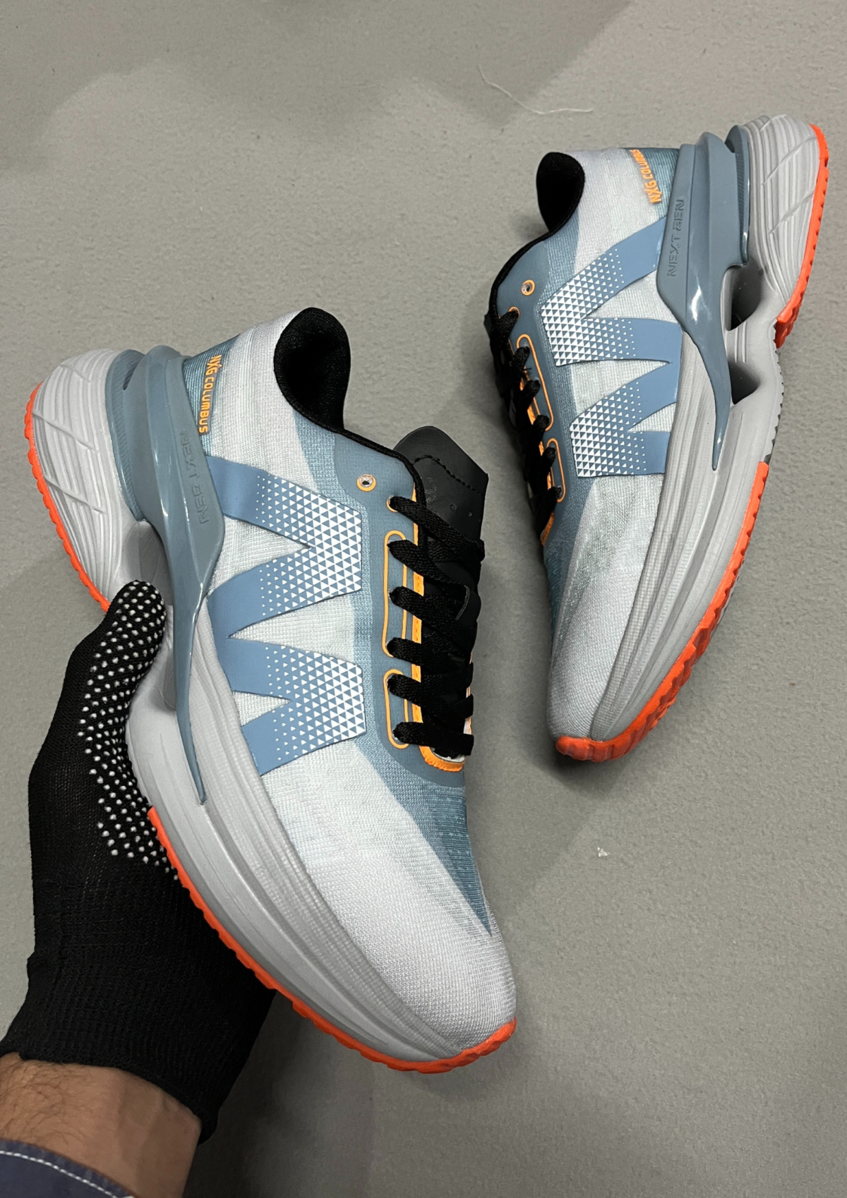 COLUMBUS crest men's Sport Shoes