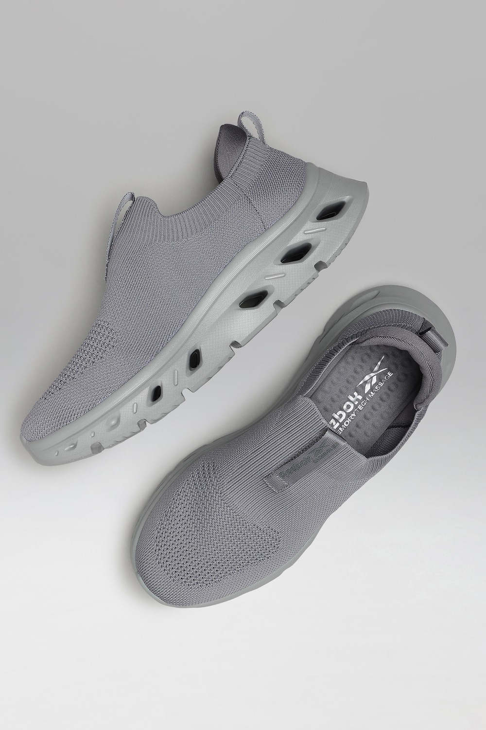 Reebok CLOUDFLEX HIGHLIGHTER - Men Grey Walking Shoes