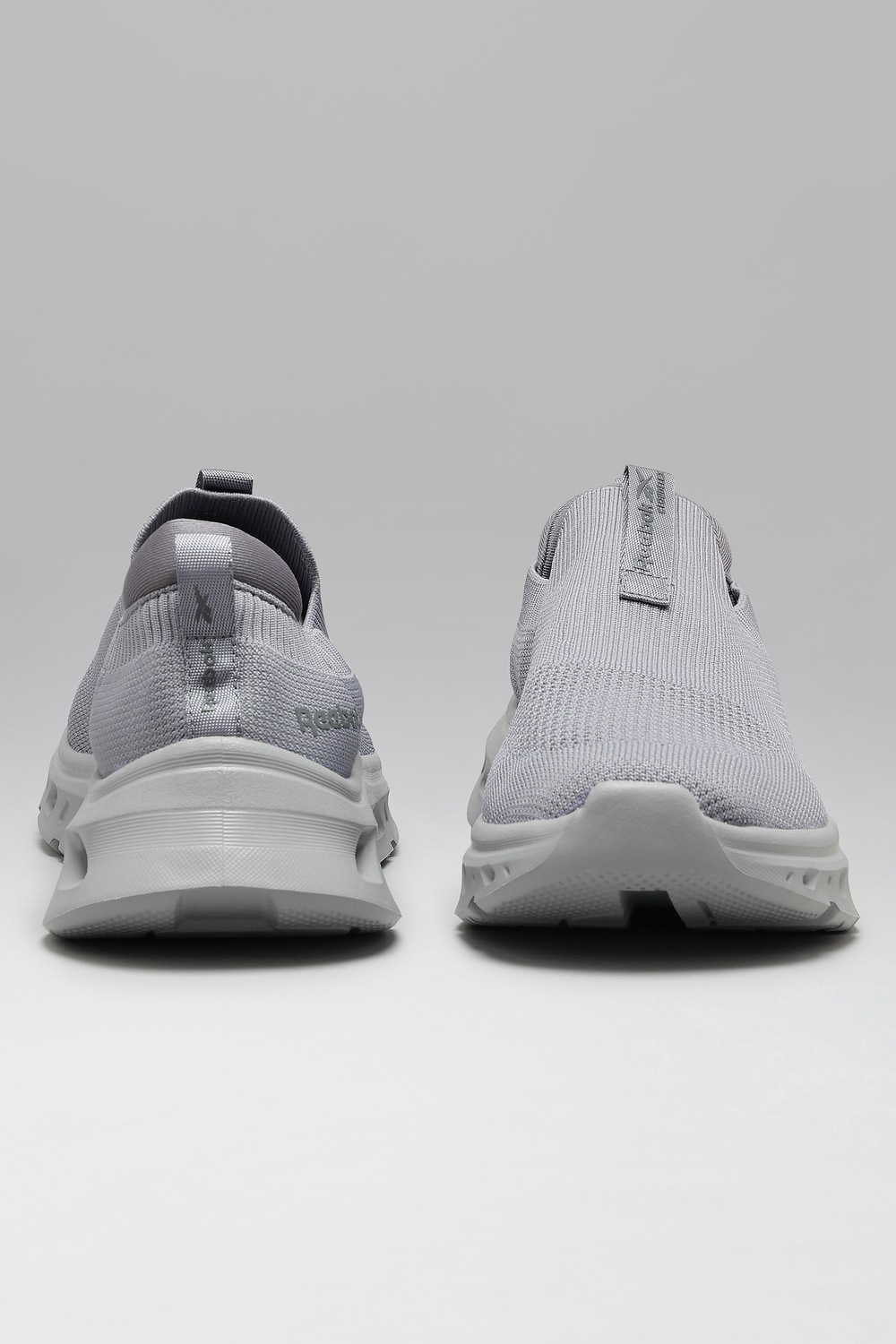 Reebok CLOUDFLEX HIGHLIGHTER - Men Grey Walking Shoes