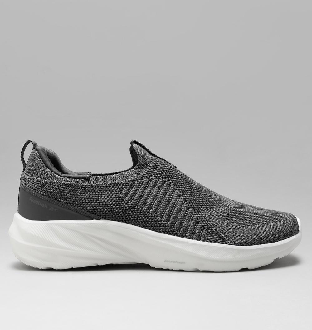 Reebok ASTROFOAM AURO - Men Grey Walking Shoes