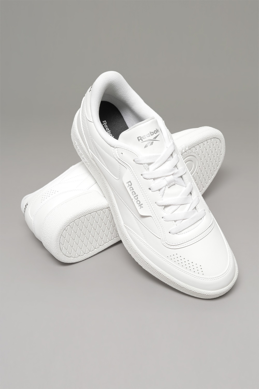 Reebok Club C Chester - Men White Sneakers