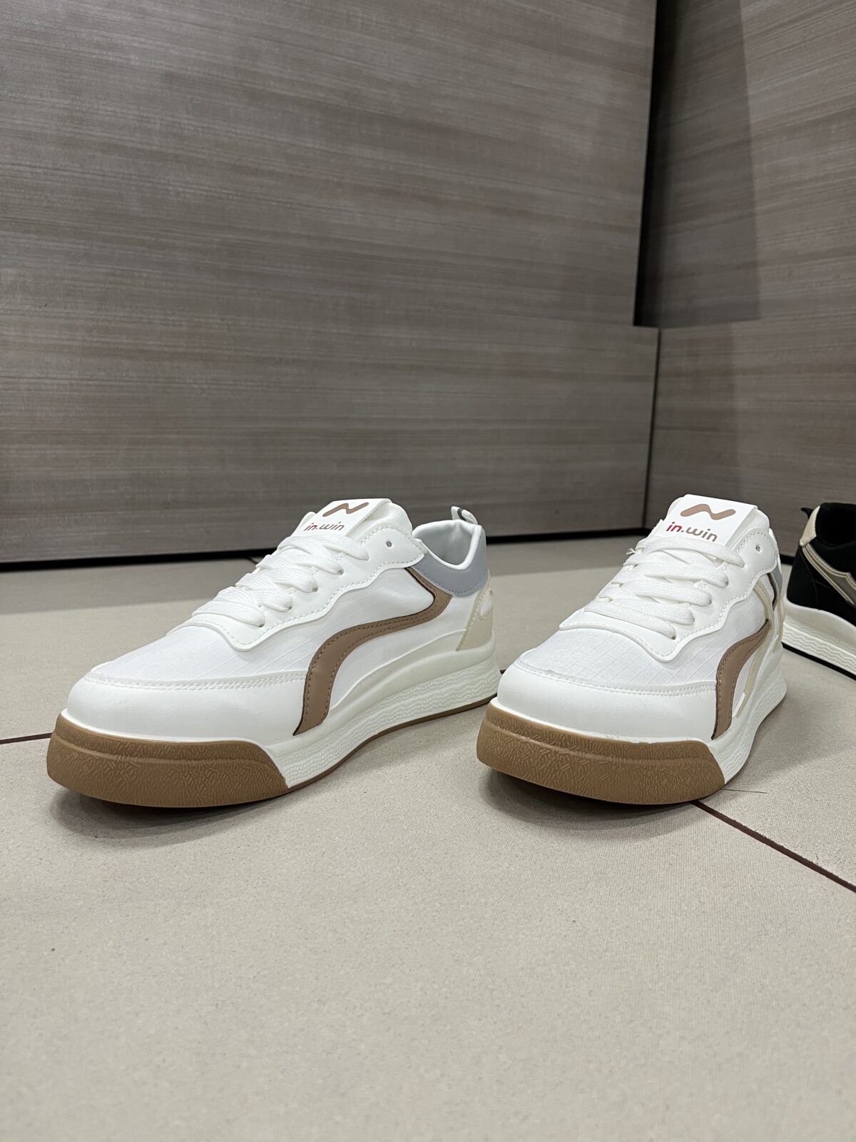 in.win men Sneakers white m-197