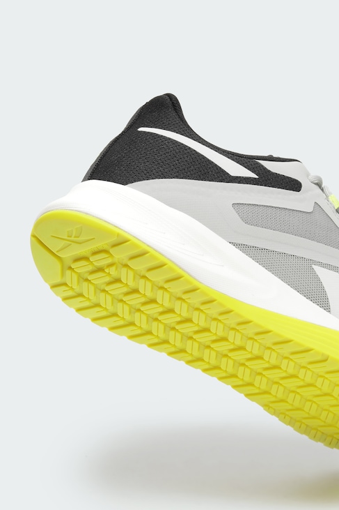 IMG_0488 REEBOK Fresh Flight – Men GREY Running Shoes RMSORA3473