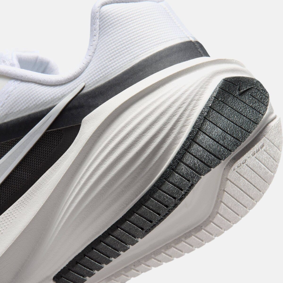 Nike Downshifter 14 Men’s  Road Running Shoes